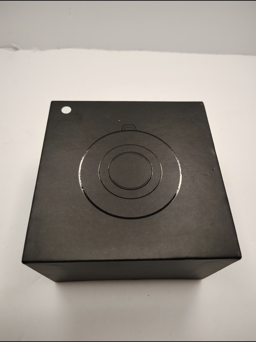 Portable Air Purifier Negative Ionizer Necklace  New In Box Chain Cord